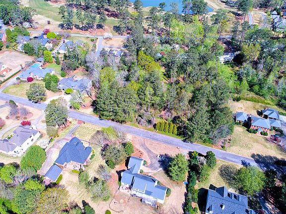 4th image of 129 Fairway Dr