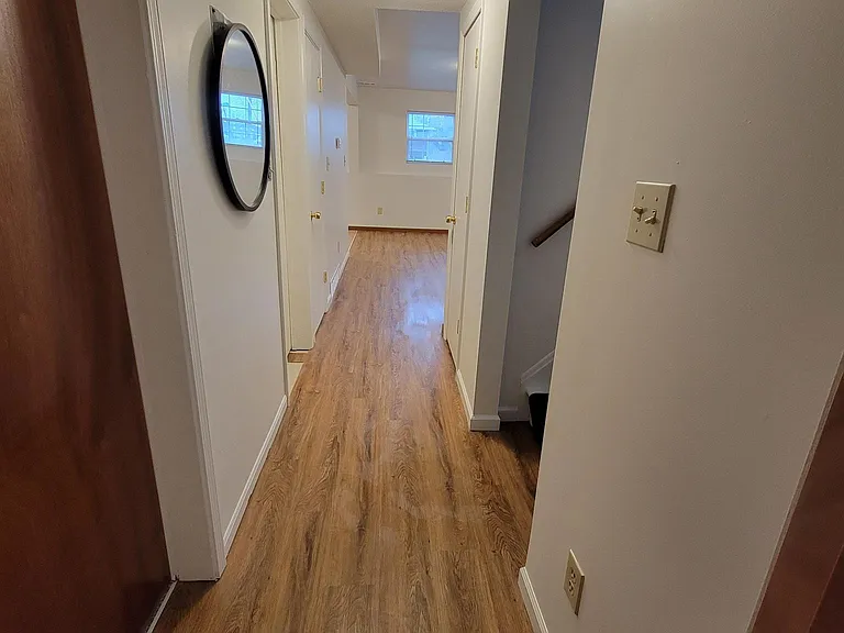 492 60th St #492 — Photo 3
