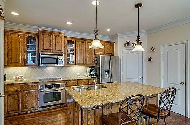 557 Mobley Way — Photo 14