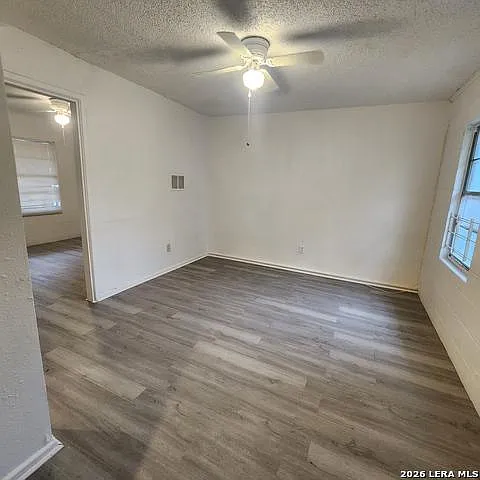 610 Ruiz St — Photo 2