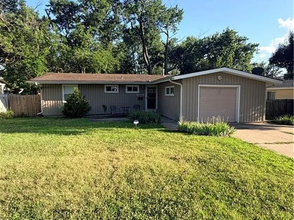 11917 W 91st Ter, Lenexa, KS 66215