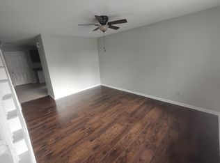 2317 8th St SE APT 2, Decatur, AL 35601