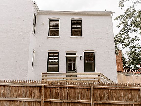 Side entrance new porch 