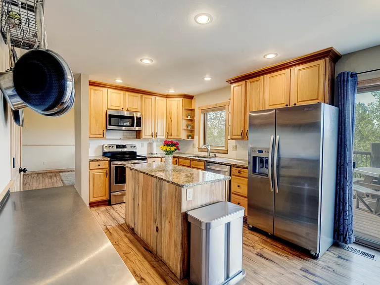 Fully appointed kitchen with everything you need.