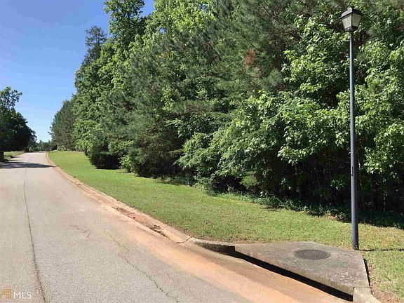 5th image of 680 Antrim Glen Dr