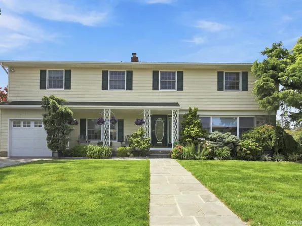 7 Herkimer Avenue, Jericho, NY 11753