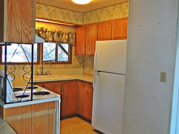 5th image of 1413 150th Pl NW