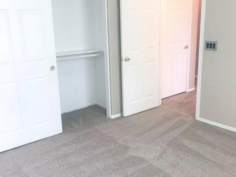 3618 W Marconi Ave — Photo 17