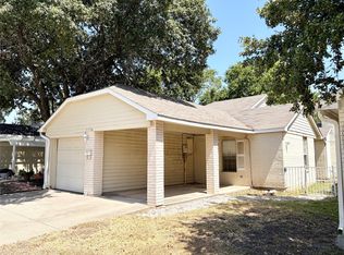 5536 Club Crest Dr, Mesquite, TX 75150