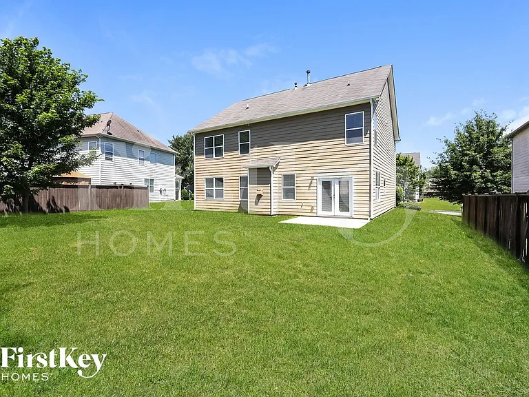 7297 Basalt Dr — Photo 15
