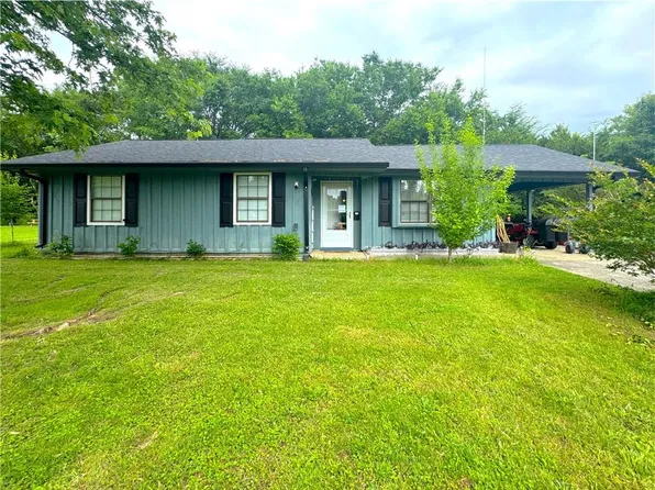 168 Lois St SE, Calhoun, GA 30701