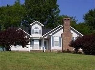 1340 Charlotte Dr, Pulaski, TN 38478