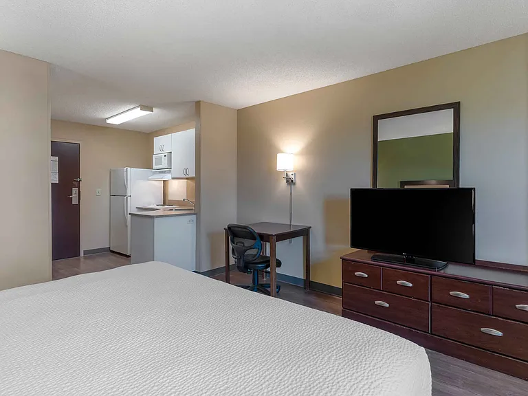 Studio Suite - 1 King Bed