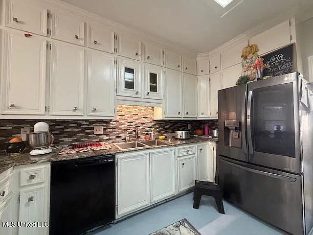 6231 Waterford Dr — Photo 5