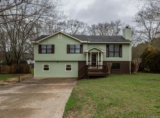 44 Linda Ln, Powder Springs, GA 30127