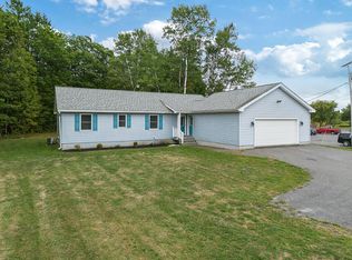 242 China Road, Winslow, ME 04901