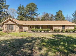 109 Castlewood Dr, Clinton, MS 39056