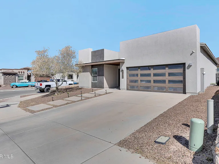 12631 Mark Twain Ave — Photo 9