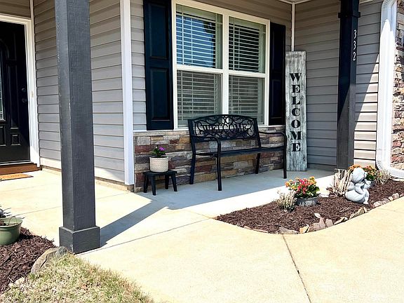 4th image of 332 Evenfall Dr