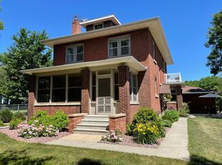 38364 200th St, Springfield, MN 56087