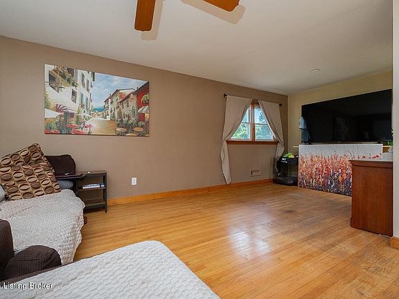 4th image of 2811 Dell Brooke Ave