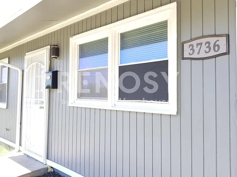 3736 Cypress Ave — Photo 12