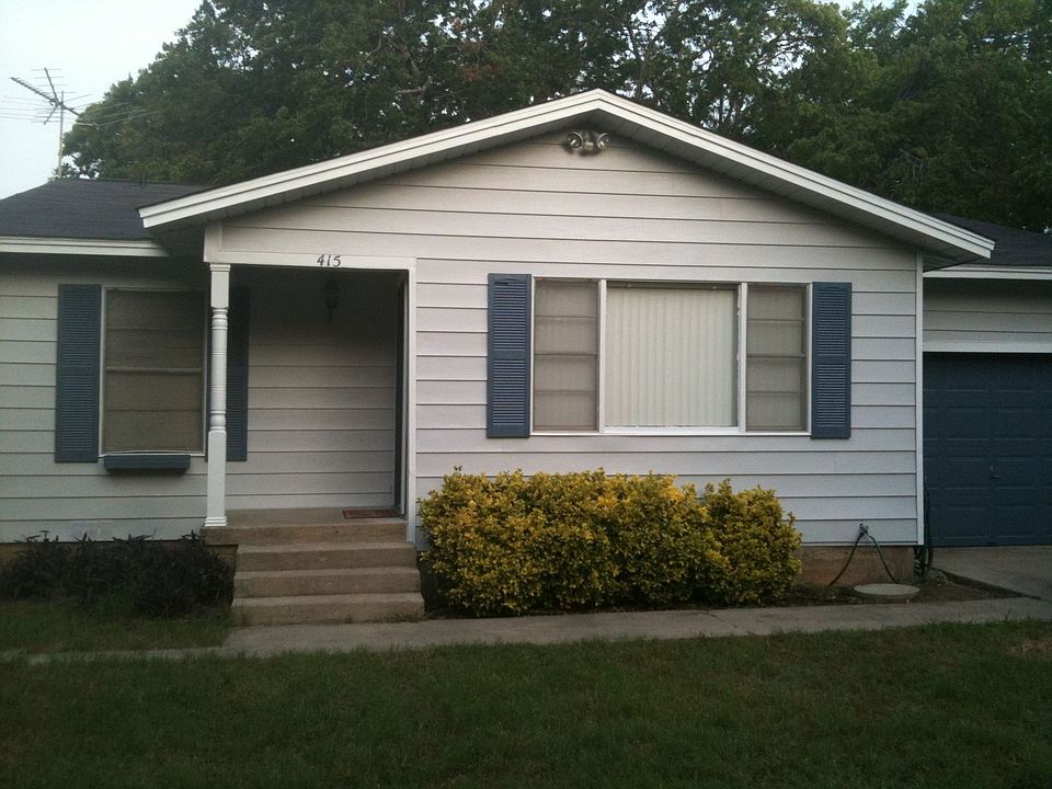 1st image of 415 Russell St