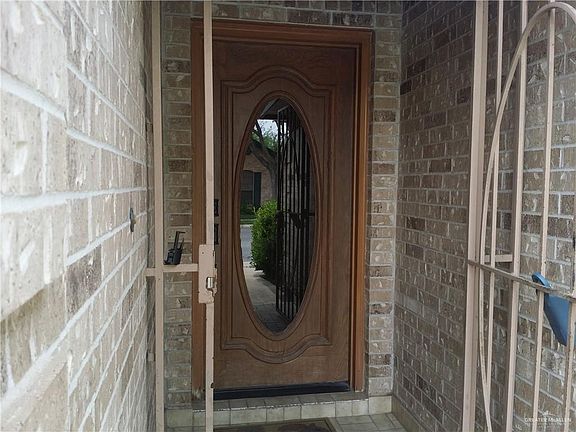 3rd image of 505 Canary Ave