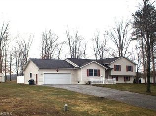 6184 Jacqueline Dr NE, Brookfield, OH 44403