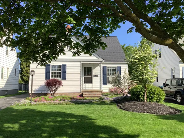 14610 Rainbow Ave, Cleveland, OH 44111
