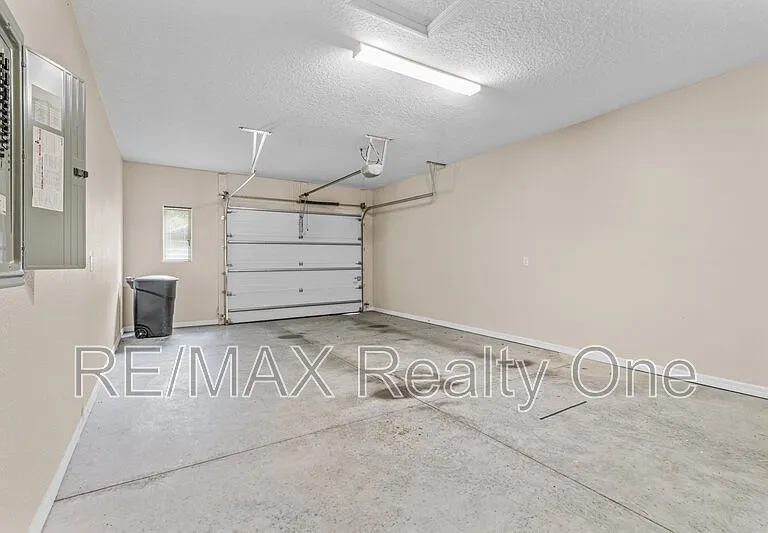 6148 N Imperial Point — Photo 12