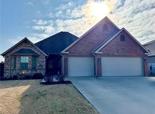 4201 SW Flagstone Blvd, Bentonville, AR 72713