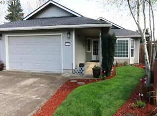 303 T St, Springfield, OR 97477