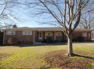 14072 S Radio Station Rd, Seneca, SC 29678