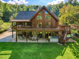 1158 N Shorewood Ln, Caryville, TN 37714