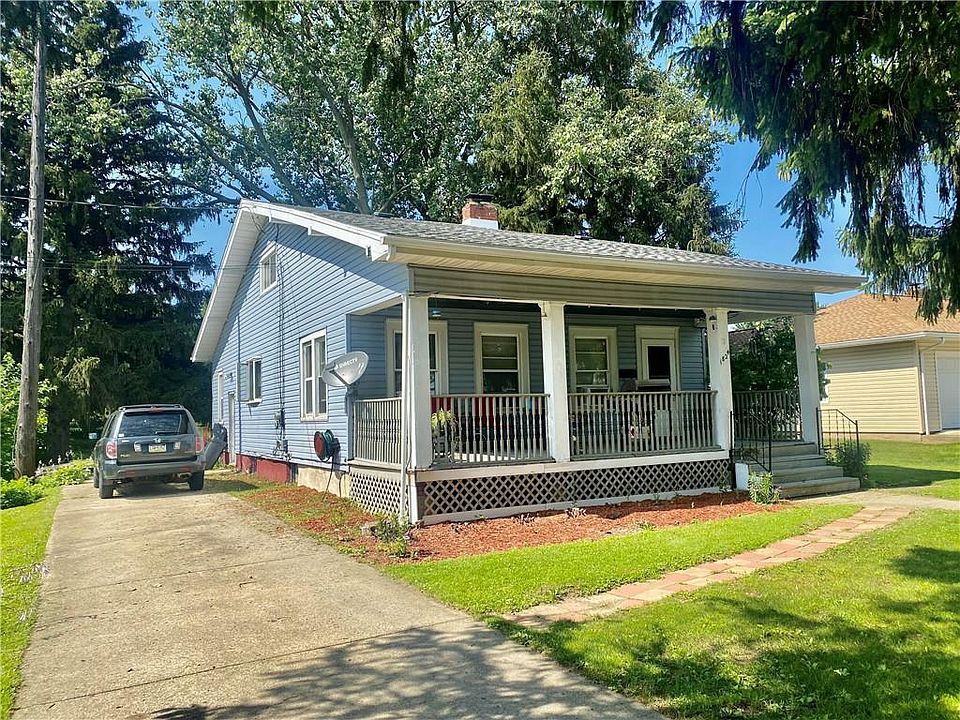 1st image of 1824 W 32nd St