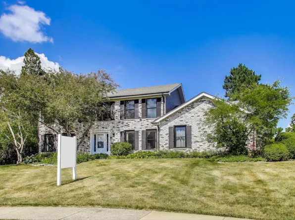 3513 Regent Dr, Hoffman Estates, IL 60067