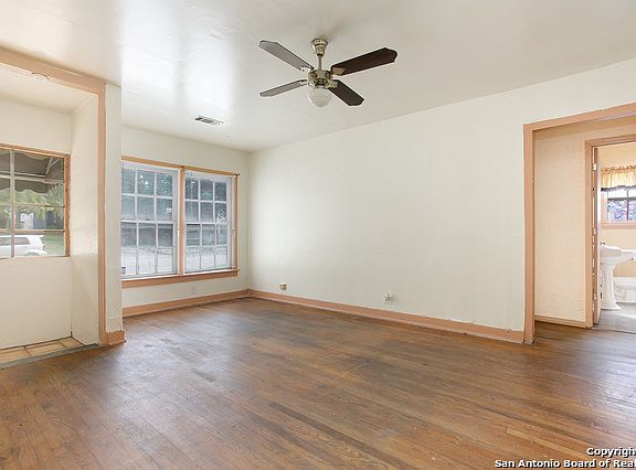 5th image of 1330 Edison Dr