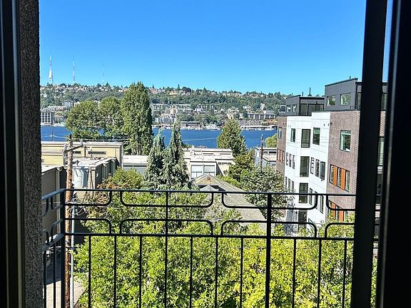 5th image of 2026 Yale Ave E APT 401