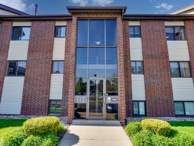 3368 Devonwood Hills Dr NE #A, Grand Rapids, MI, 49525