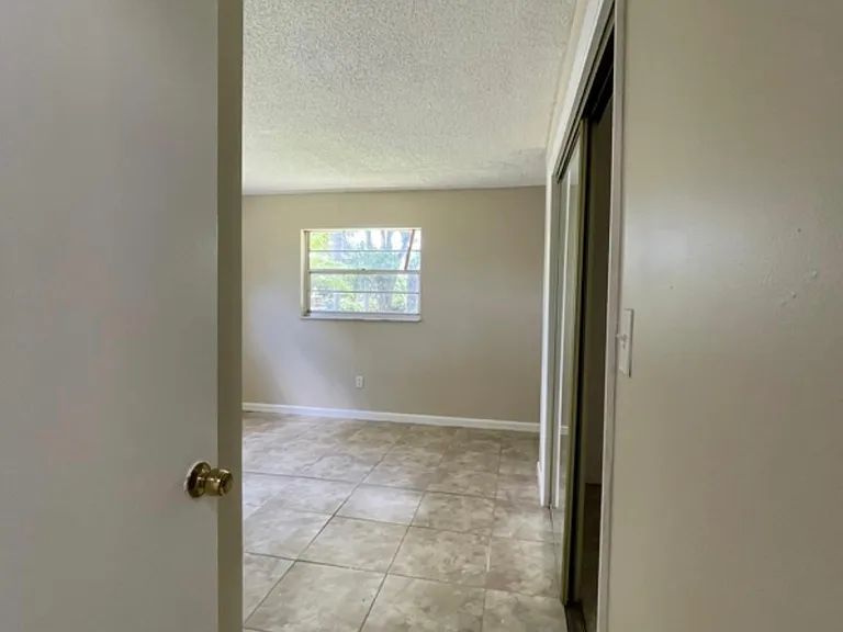 4671 SW 66th Ave #2 — Photo 8