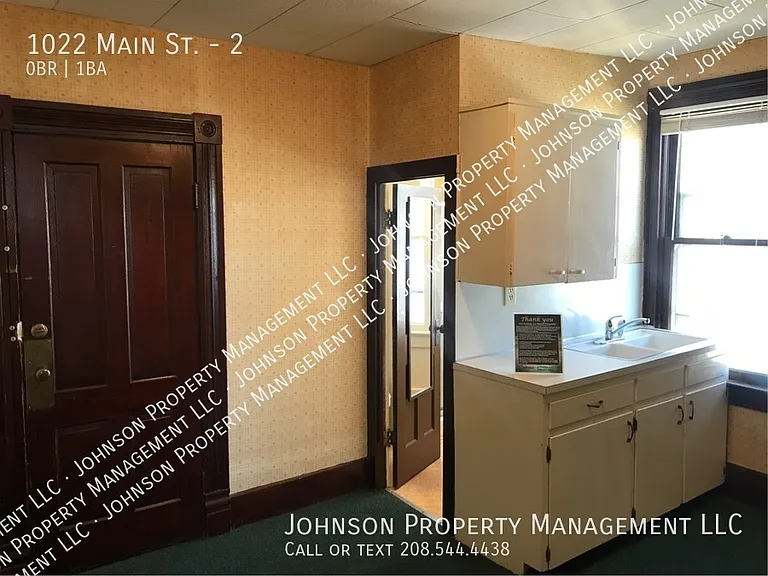 1022 Main St #2 — Photo 5