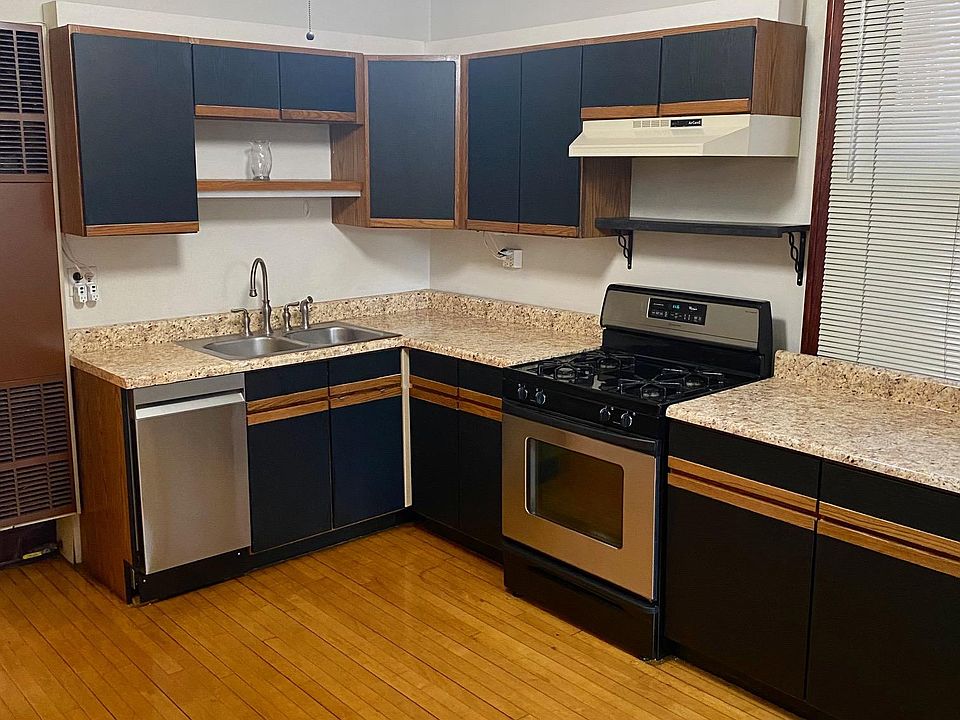 1st image of 3834 N Paulina St #1