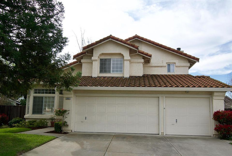 1st image of 3722 Steve Lillie Cir