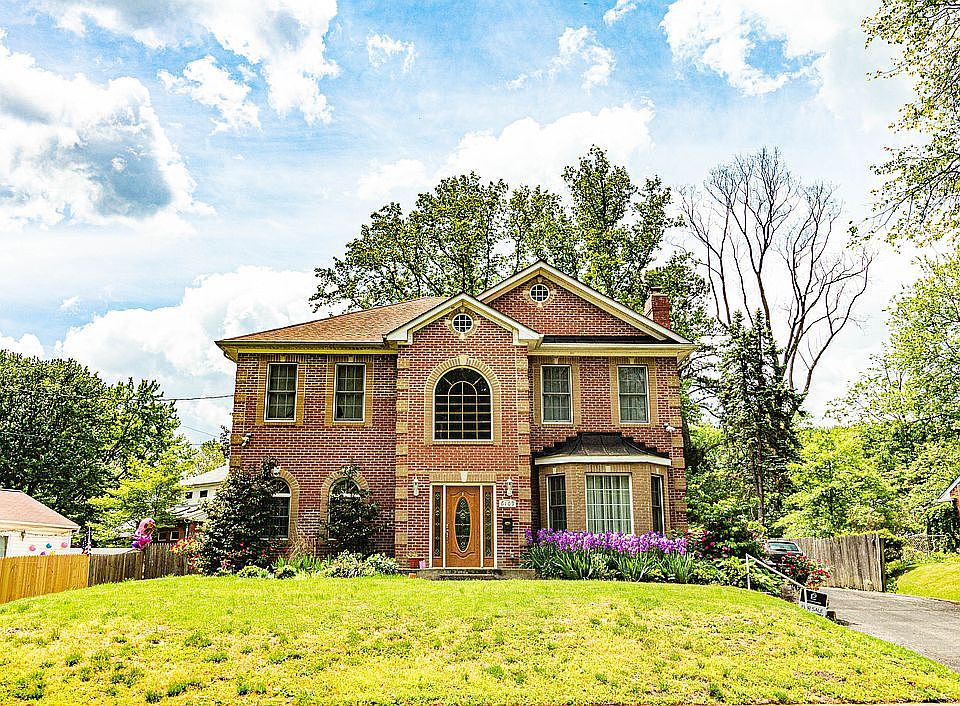 1st image of 6109 Yellowstone Dr