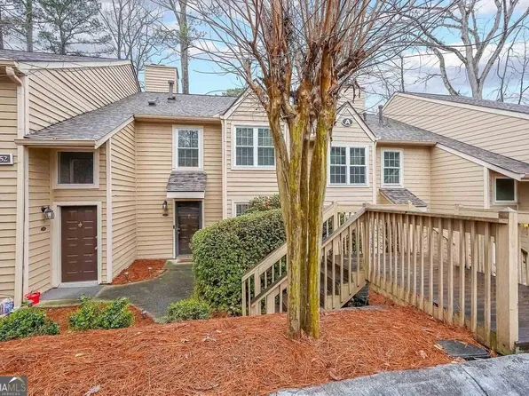 1446 N Crossing Dr NE, Atlanta, GA 30329