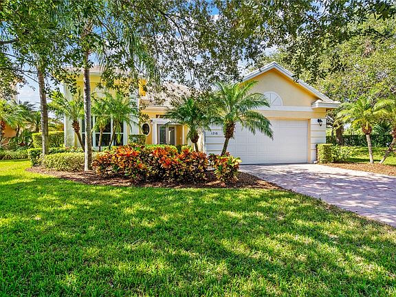 2nd image of 1216 River Reach Dr
