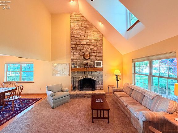 5th image of 1840 N Fernwood Ln