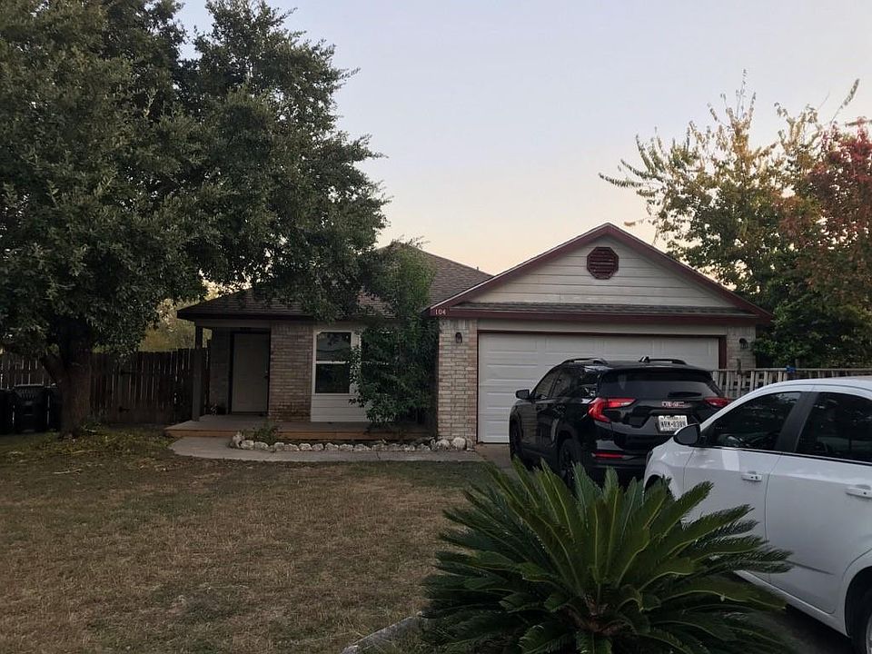1st image of 104 Briarwood Ct