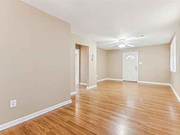 4th image of 1440 Shirley Dr
